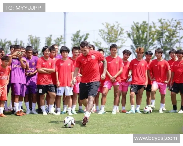 足球智商超群的球星们如何用智慧主宰赛场与决胜瞬间